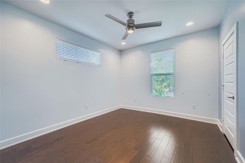 Tiny photo for 405 W Croslin ST, Austin, TX 78752 (MLS # 1126755)