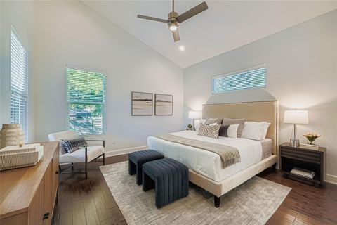 Tiny photo for 405 W Croslin ST, Austin, TX 78752 (MLS # 1126755)