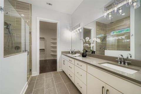 Tiny photo for 405 W Croslin ST, Austin, TX 78752 (MLS # 1126755)