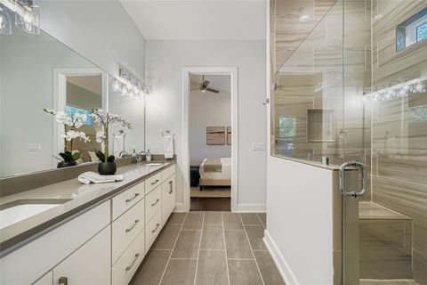 Tiny photo for 405 W Croslin ST, Austin, TX 78752 (MLS # 1126755)