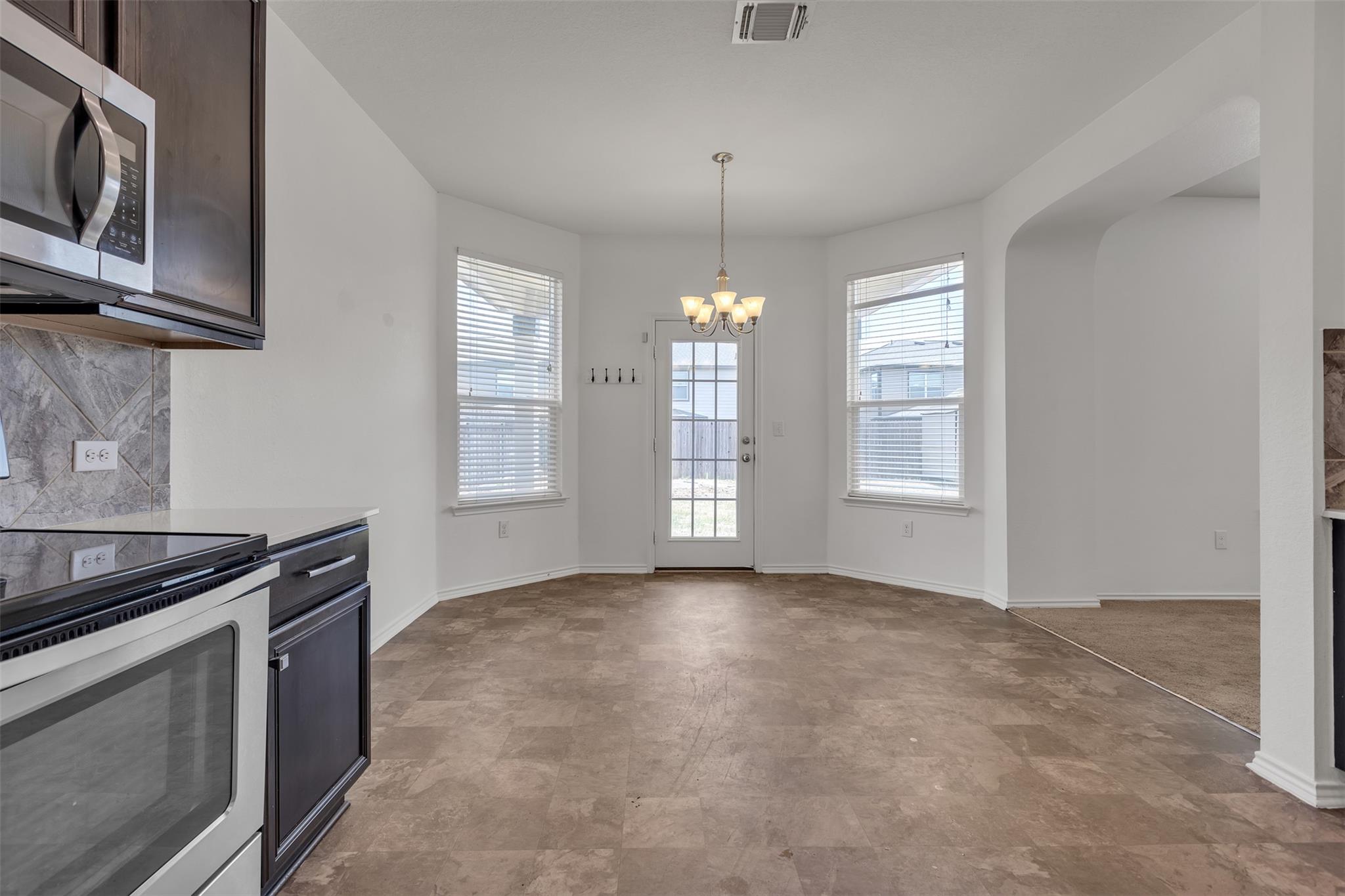 6729 Horseshoe Pond DR