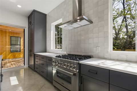 Tiny photo for 11009 Second ST, Jonestown, TX 78645 (MLS # 4005746)