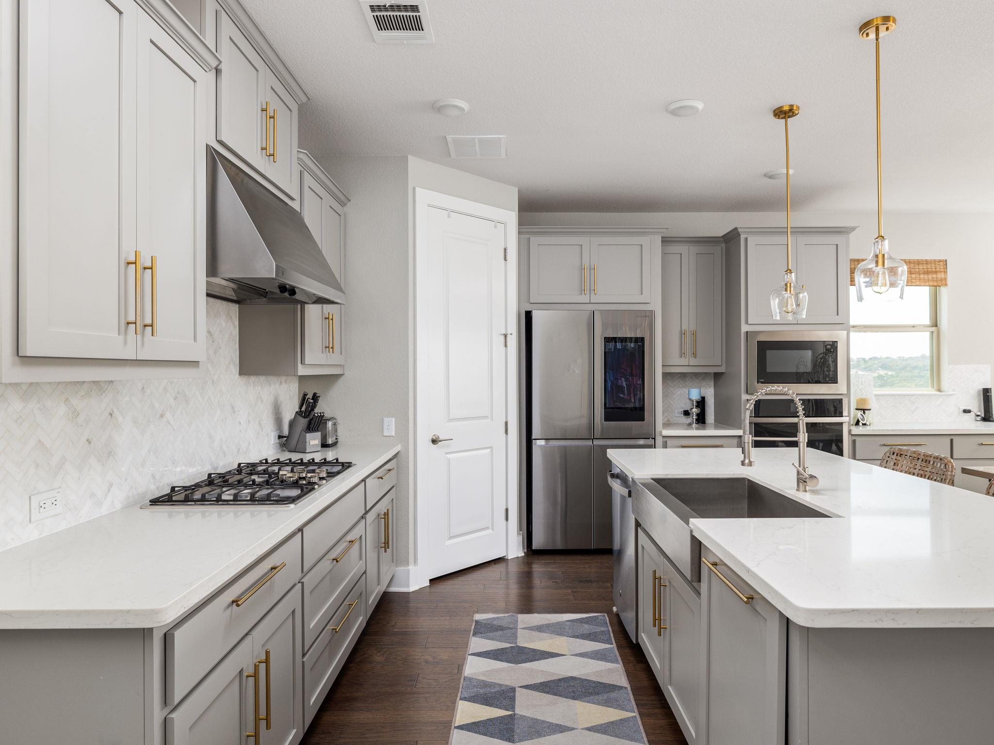 4437 Lucabella LN