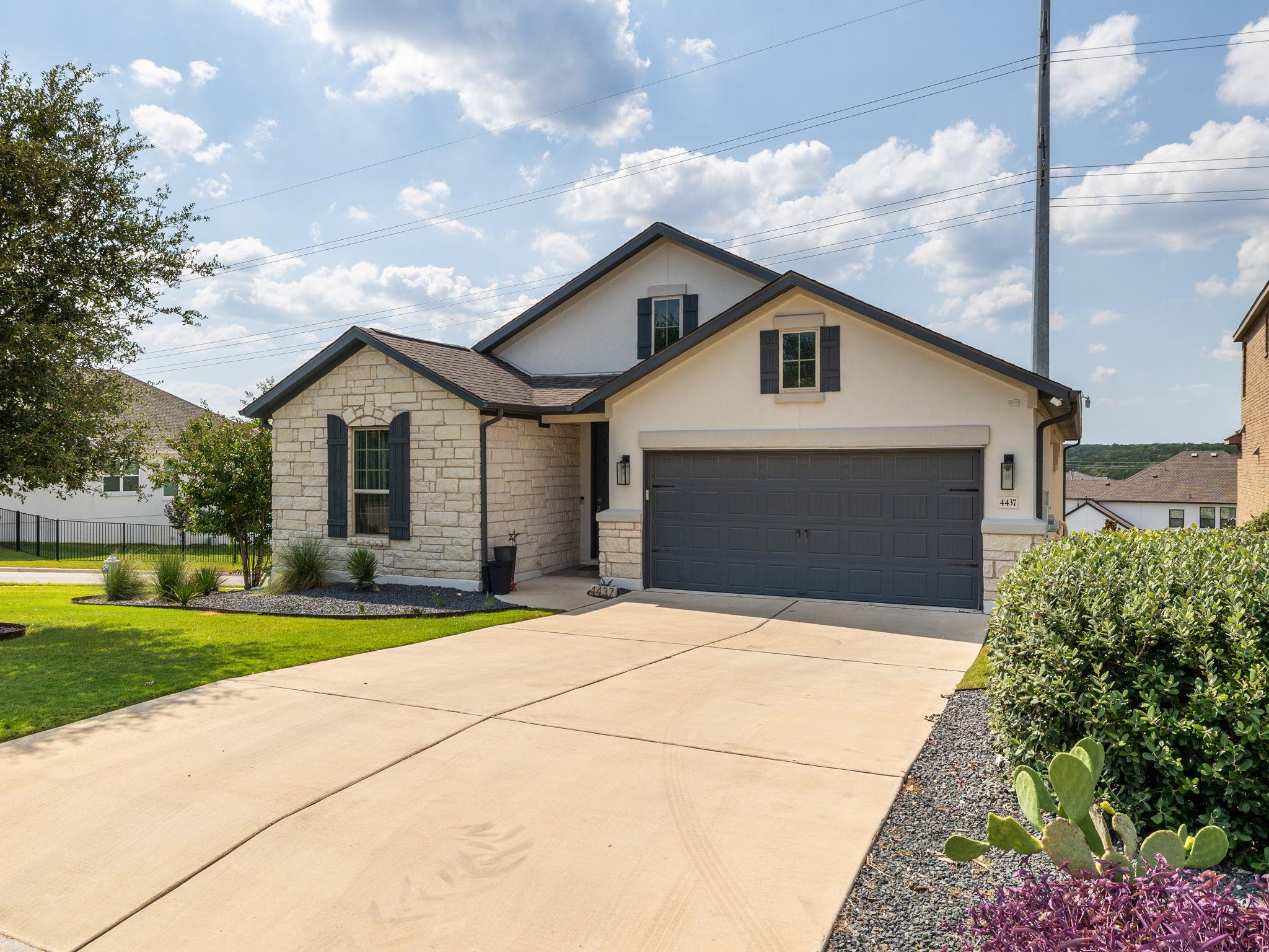 4437 Lucabella LN