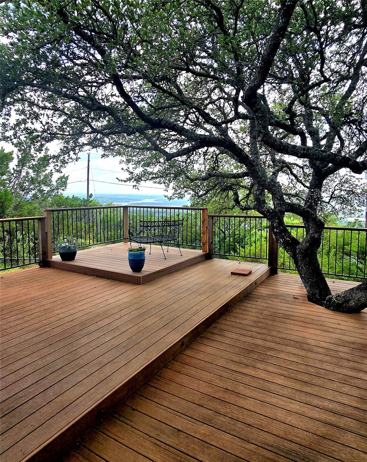 Photo 1 of 7 — 8623 Bluff Ridge TRL, Lago Vista, TX 78645