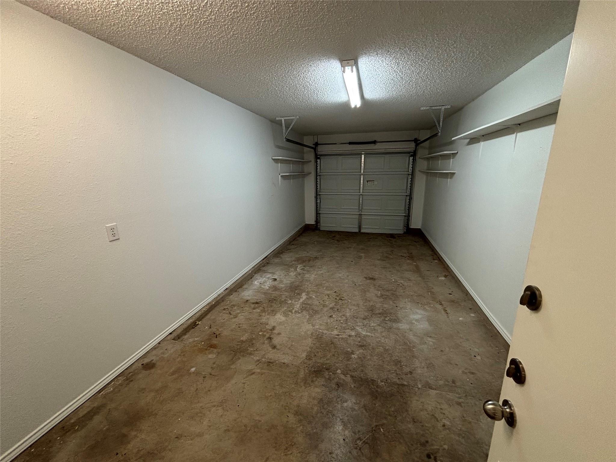 Austin, Texas 78729, United States, 3 Bedrooms Bedrooms, ,3 BathroomsBathrooms,Residential,Active,178927