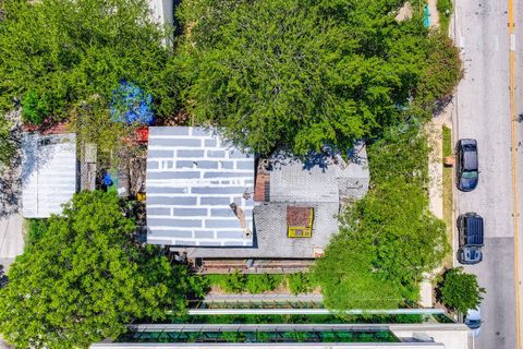 Tiny photo for 1409 E Cesar Chavez BLVD, Austin, TX 78702 (MLS # 8883110)