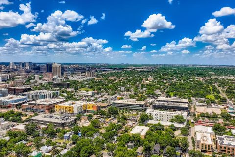 Tiny photo for 1409 E Cesar Chavez BLVD, Austin, TX 78702 (MLS # 8883110)