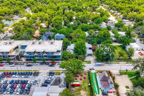Tiny photo for 1409 E Cesar Chavez BLVD, Austin, TX 78702 (MLS # 8883110)