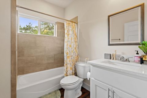 Tiny photo for 503 Alva DR, Spicewood, TX 78669 (MLS # 9130249)