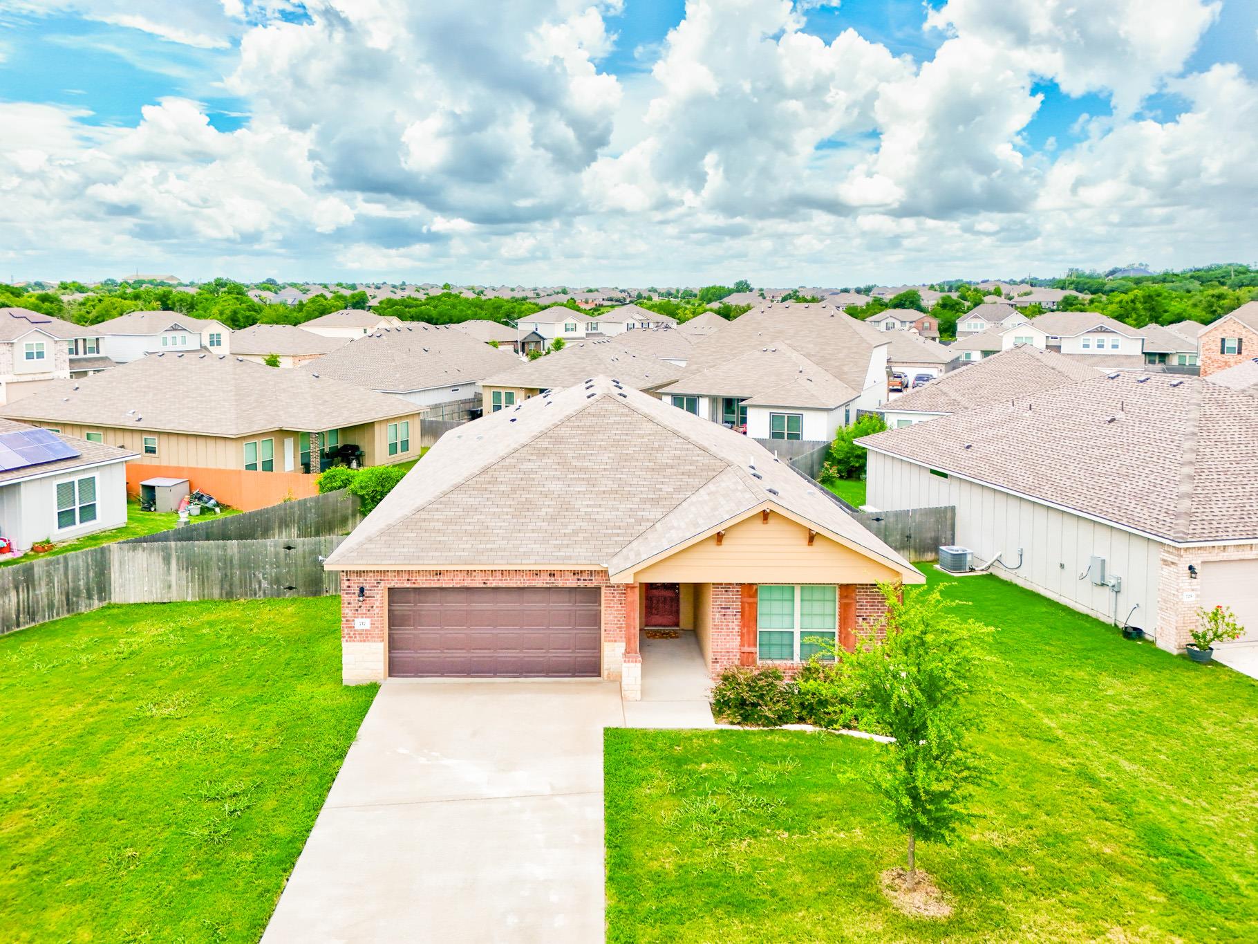 717 Friar Tuck DR
