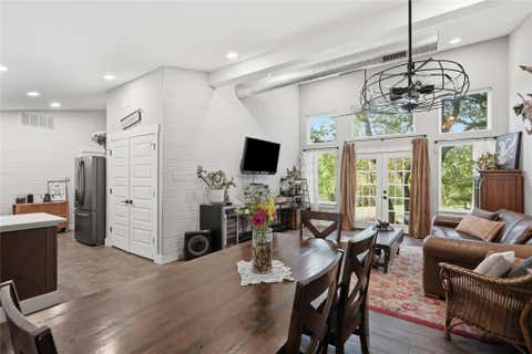 Tiny photo for 18406 Roundrock RD, Jonestown, TX 78645 (MLS # 2551964)