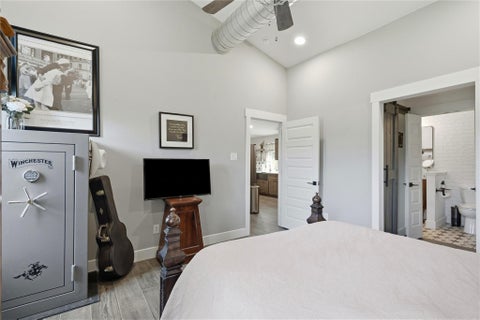 Tiny photo for 18406 Roundrock RD, Jonestown, TX 78645 (MLS # 2551964)