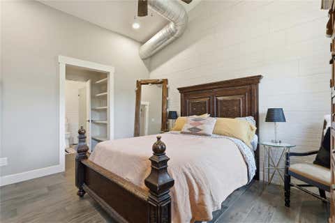 Tiny photo for 18406 Roundrock RD, Jonestown, TX 78645 (MLS # 2551964)