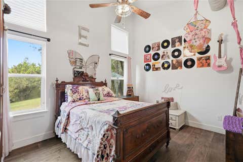Tiny photo for 18406 Roundrock RD, Jonestown, TX 78645 (MLS # 2551964)