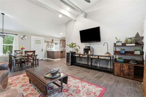 Tiny photo for 18406 Roundrock RD, Jonestown, TX 78645 (MLS # 2551964)