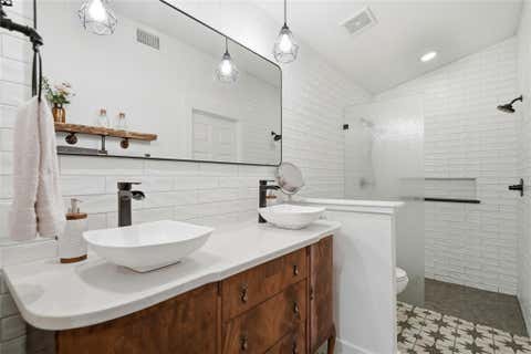 Tiny photo for 18406 Roundrock RD, Jonestown, TX 78645 (MLS # 2551964)
