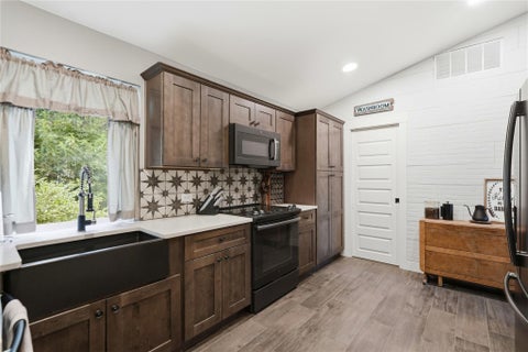 Tiny photo for 18406 Roundrock RD, Jonestown, TX 78645 (MLS # 2551964)