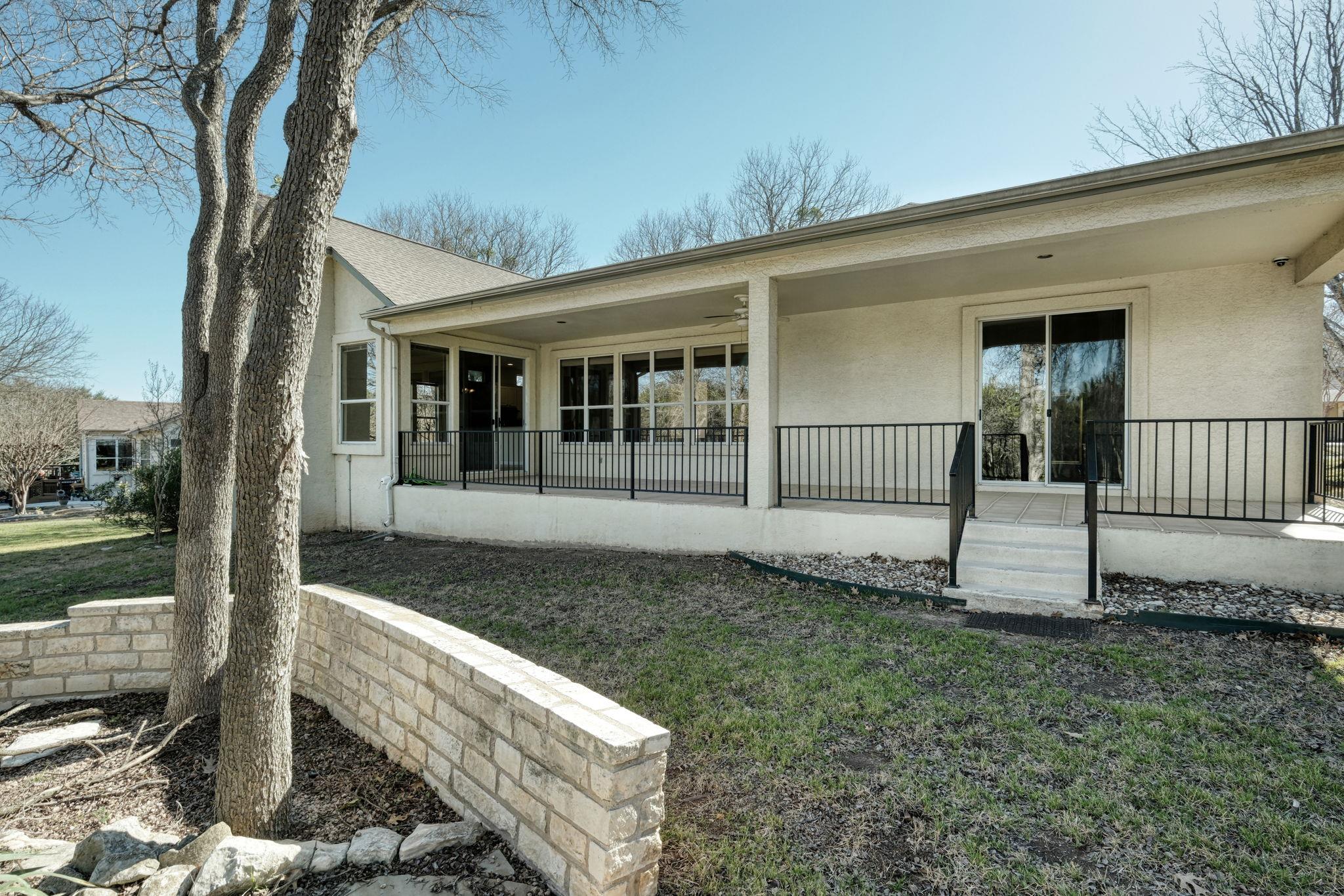 113 Yaupon LN