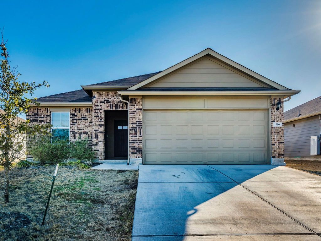 Photo of 316 ADDISON PL, Lockhart, TX 78644 (MLS # 8358141)