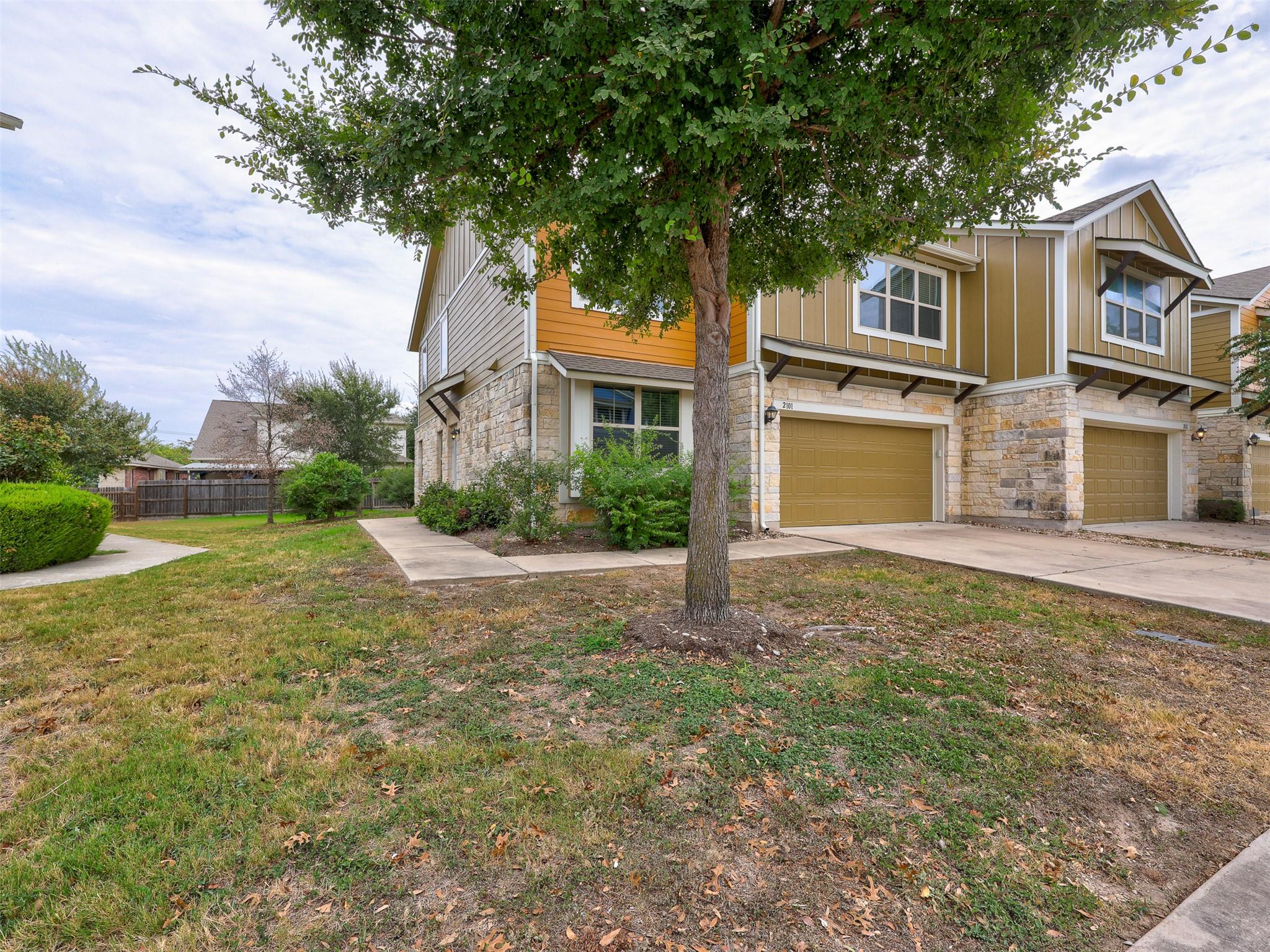 1620 Bryant DR 2101