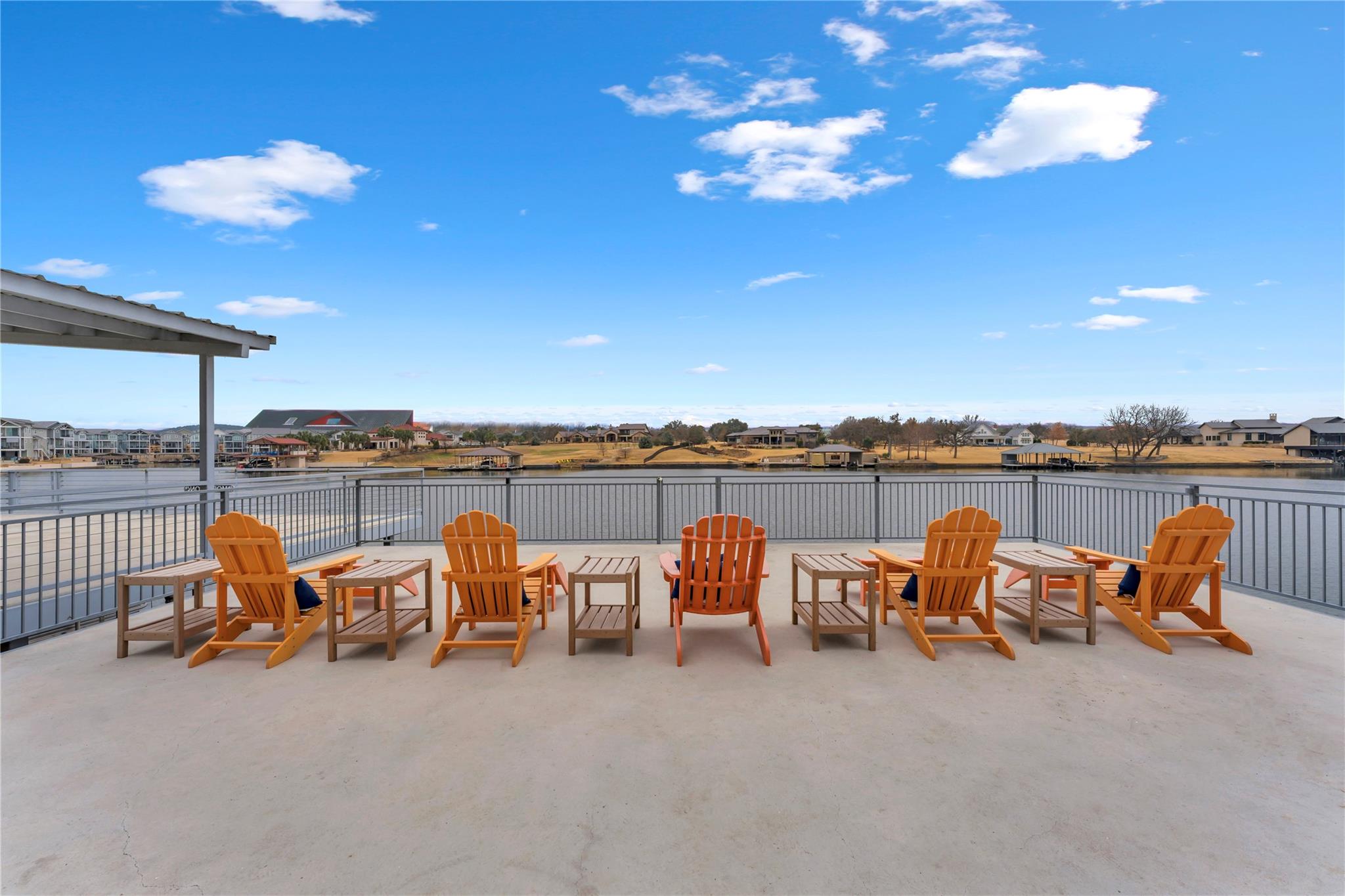 525 Ellen Williams LOOP