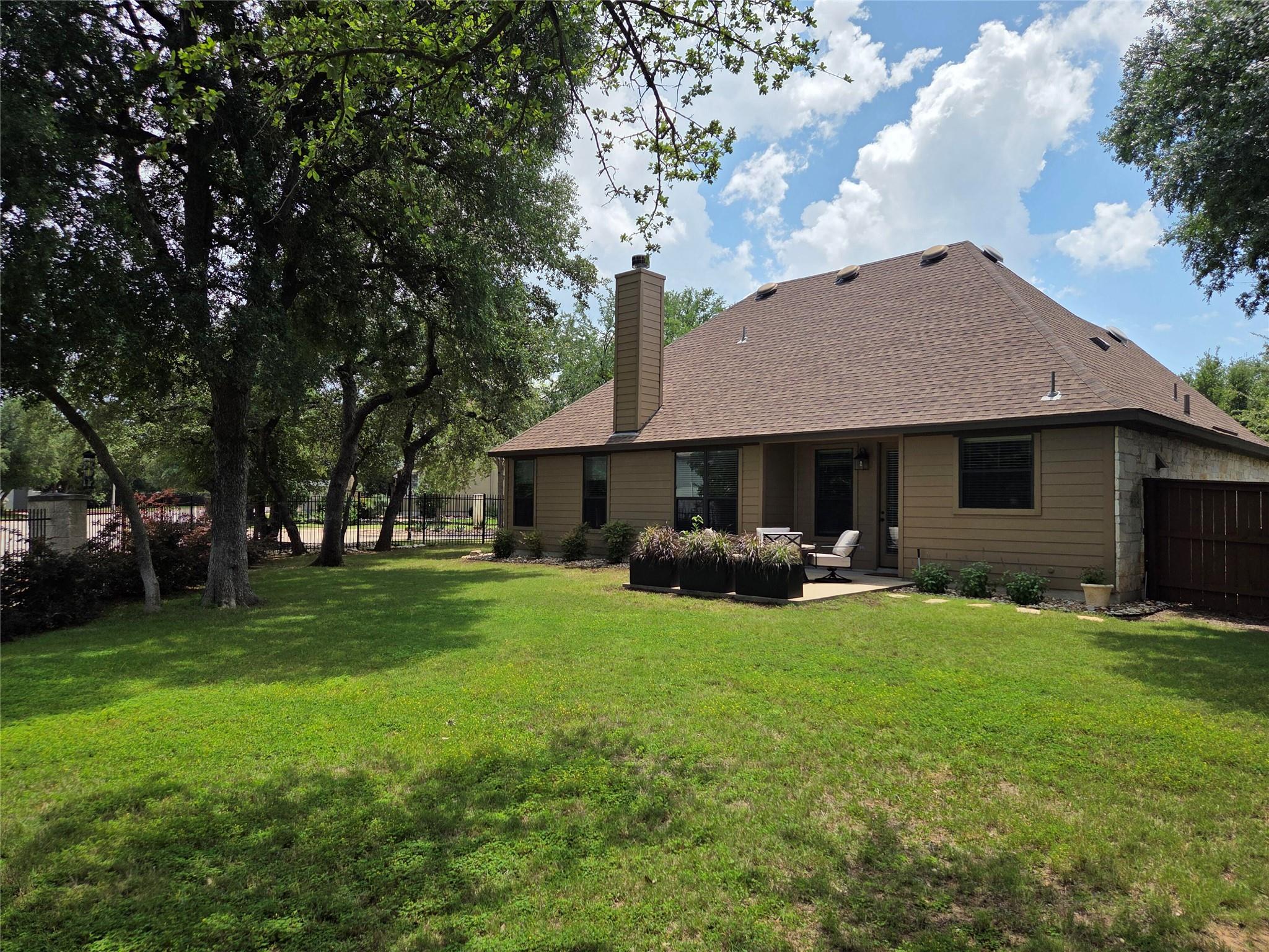 2922 Bellamy CIR