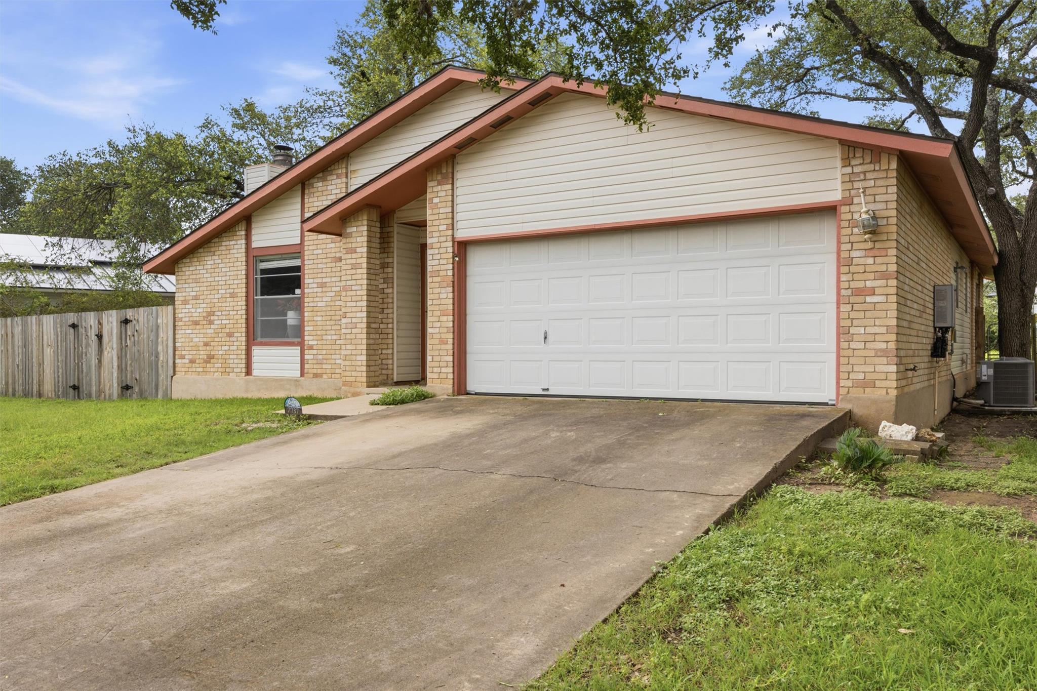 7737 Croftwood DR