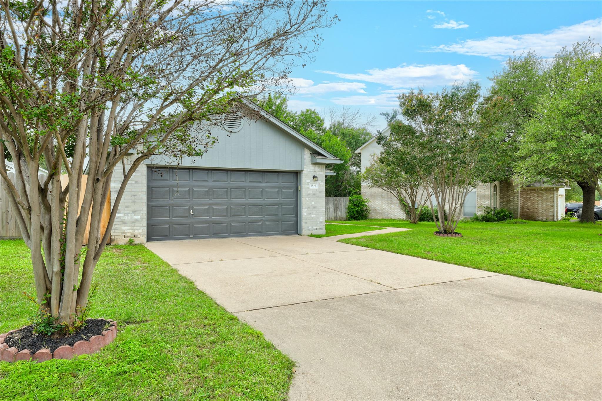 1519 Black Locust DR E