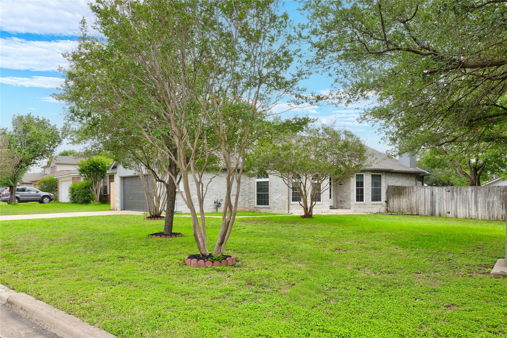 1519 Black Locust DR E