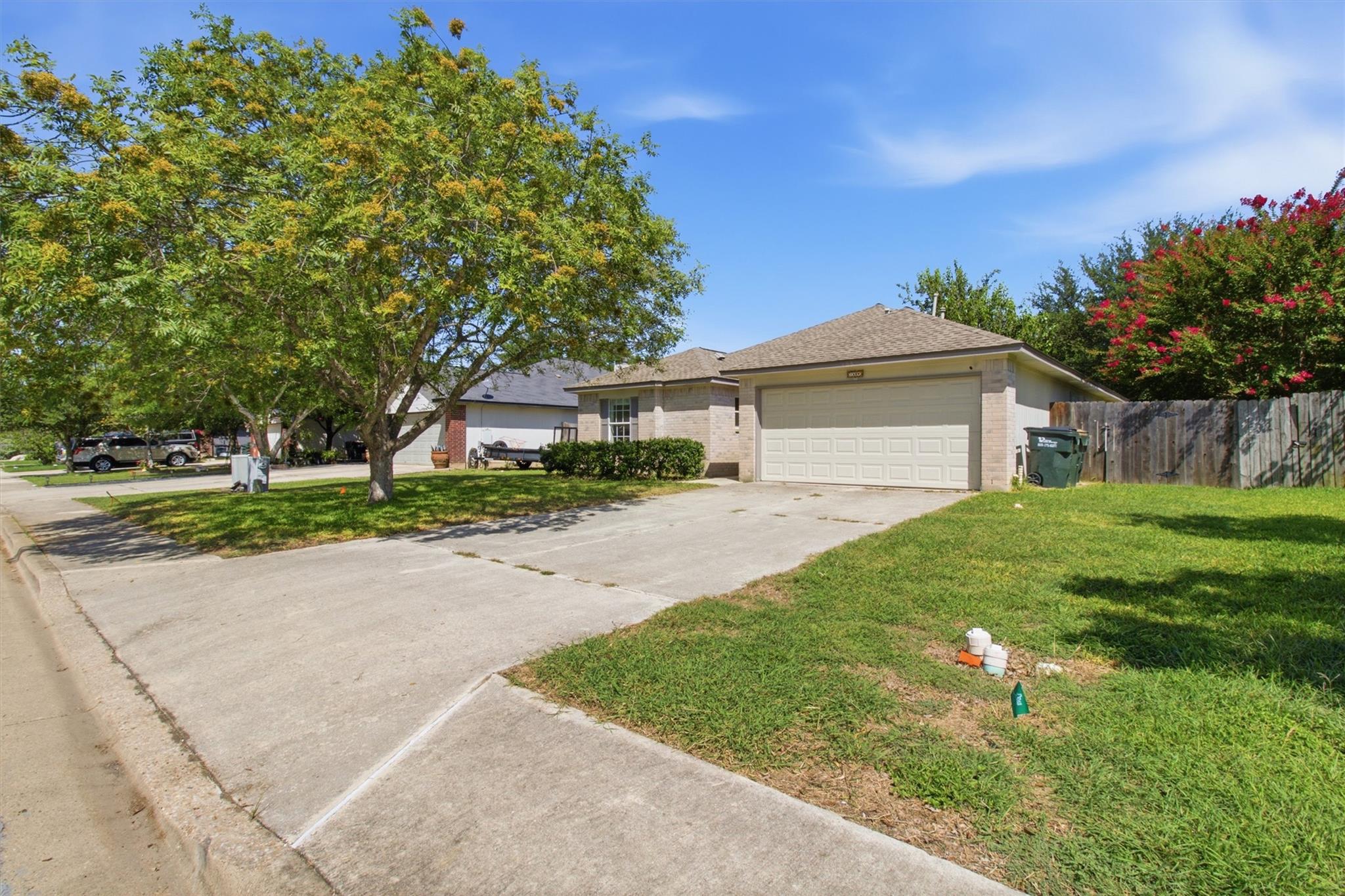 168 Beau LN