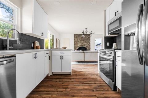 Tiny photo for 3202 Overcup Oak DR, Austin, TX 78704 (MLS # 5121662)