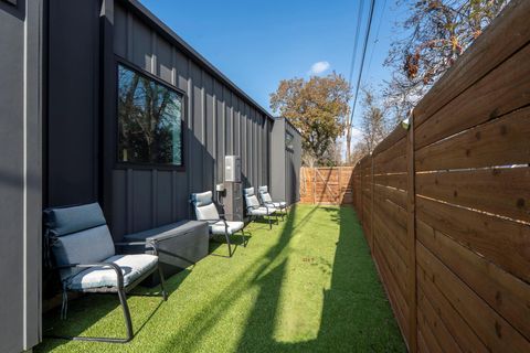 Tiny photo for 7525 Delafield LN #B, Austin, TX 78752 (MLS # 4120287)