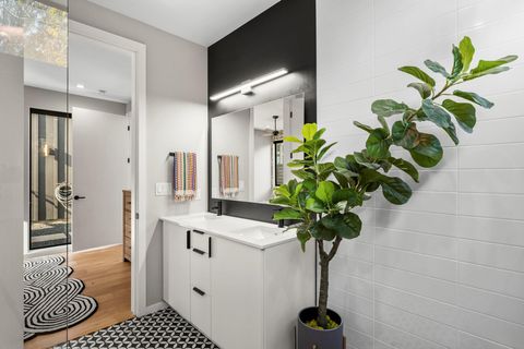 Tiny photo for 7525 Delafield LN #B, Austin, TX 78752 (MLS # 4120287)