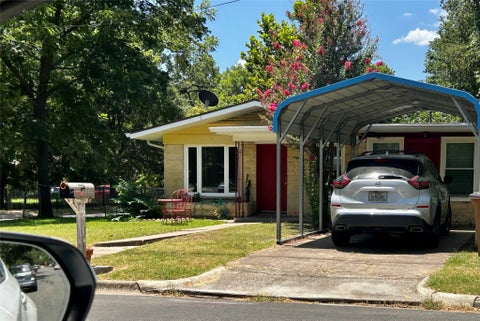 Tiny photo for 301 Wilmes DR, Austin, TX 78752 (MLS # 1058405)