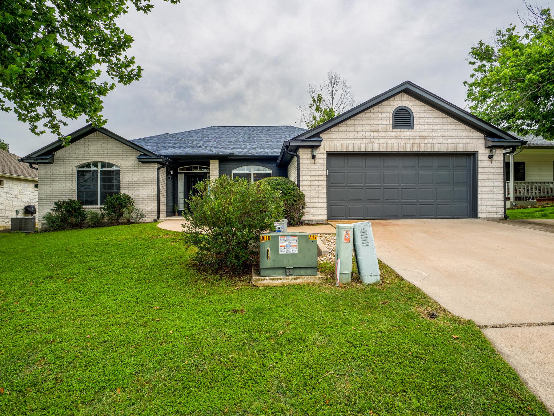 408 Spyglass ST