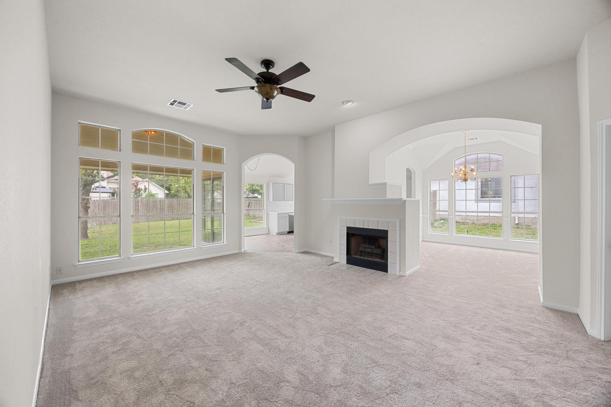 706 Cornell DR