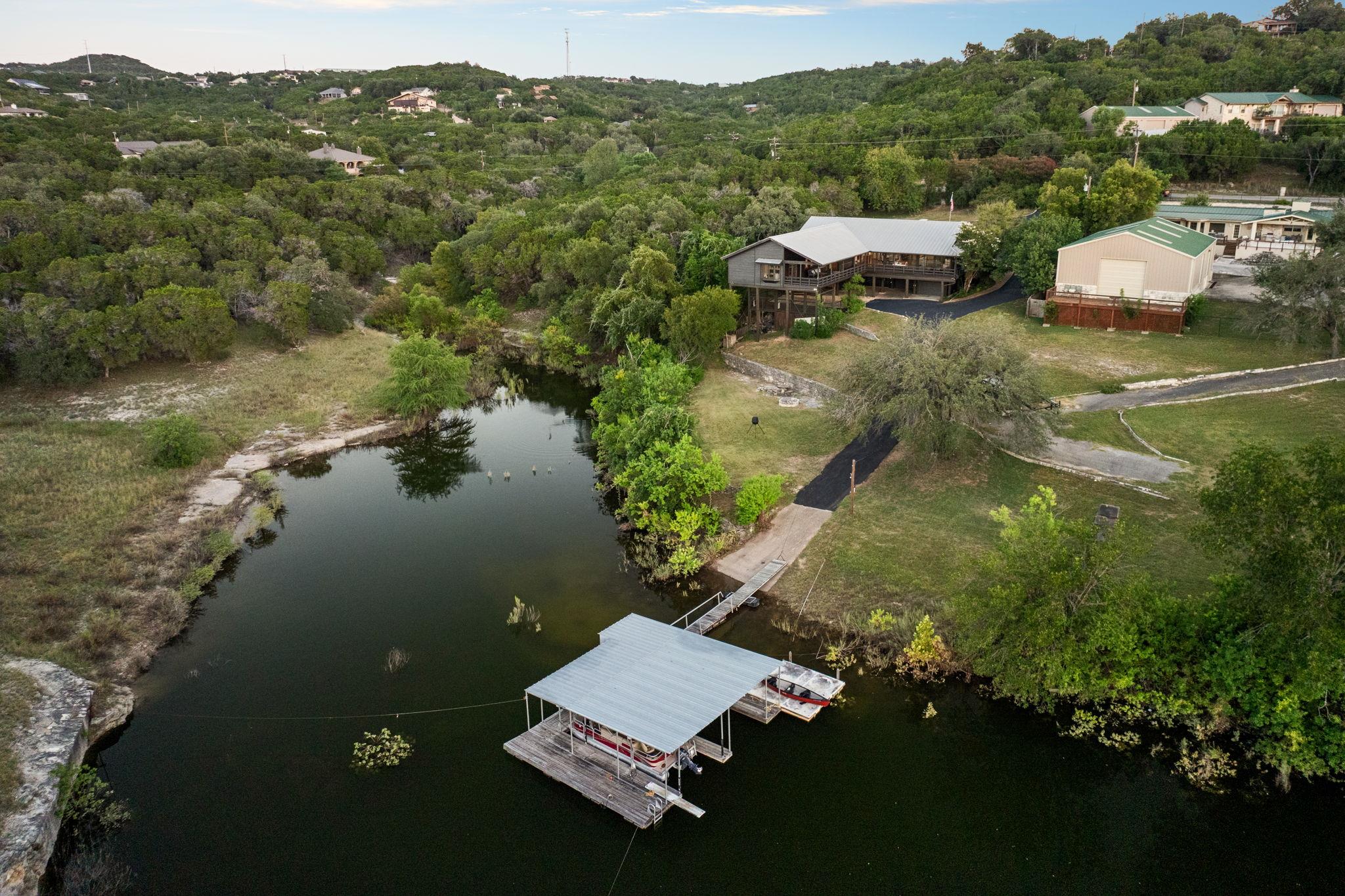21106 Lakeshore DR