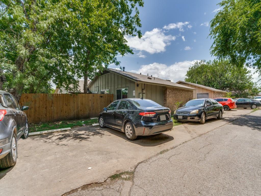 216 W William Cannon DR