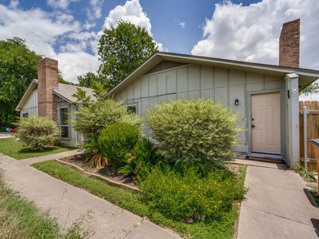 216 W William Cannon DR