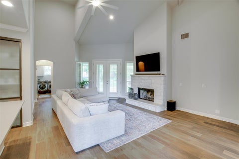 Tiny photo for 18 Glenway DR, The Hills, TX 78738 (MLS # 1964967)