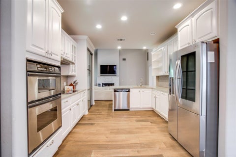 Tiny photo for 18 Glenway DR, The Hills, TX 78738 (MLS # 1964967)