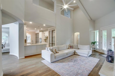 Tiny photo for 18 Glenway DR, The Hills, TX 78738 (MLS # 1964967)