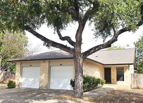 Photo of 1747 Horseshoe CIR, Round Rock, TX 78681 (MLS # 9272949)