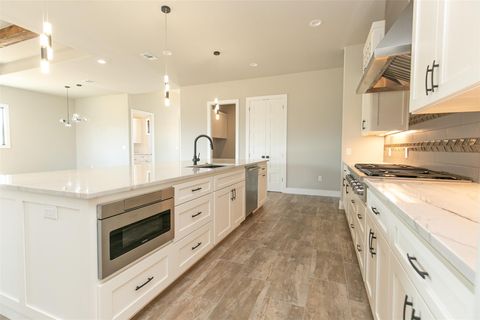 Tiny photo for 1824 Art Adams WAY, Spicewood, TX 78669 (MLS # 2033908)