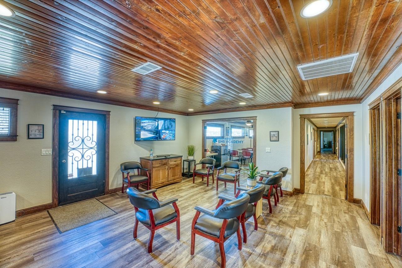 320 Southland DR