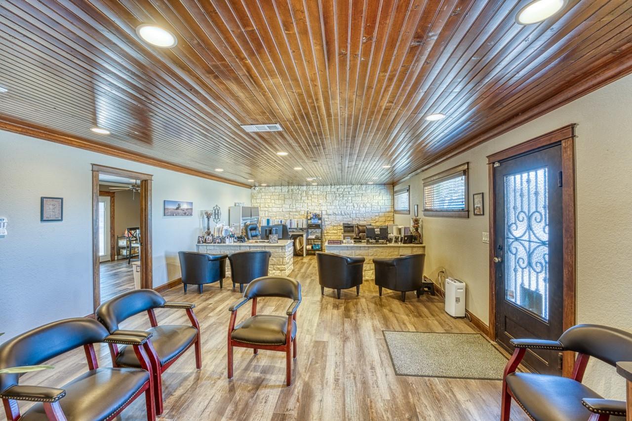 320 Southland DR