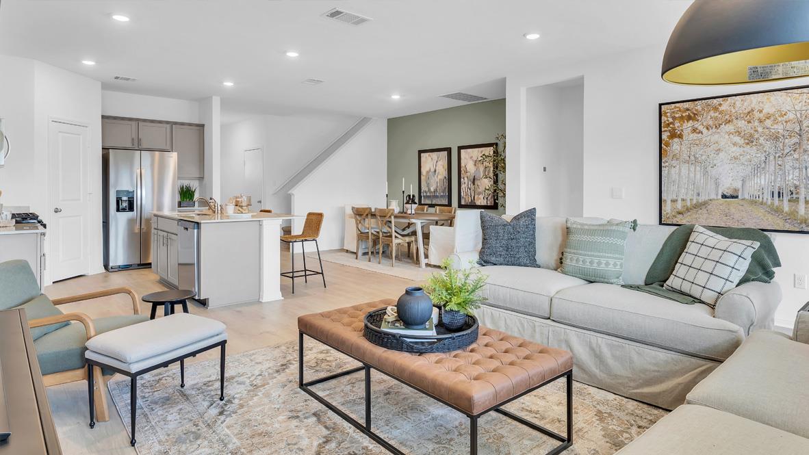 288 MUSTANG LAKE CIR