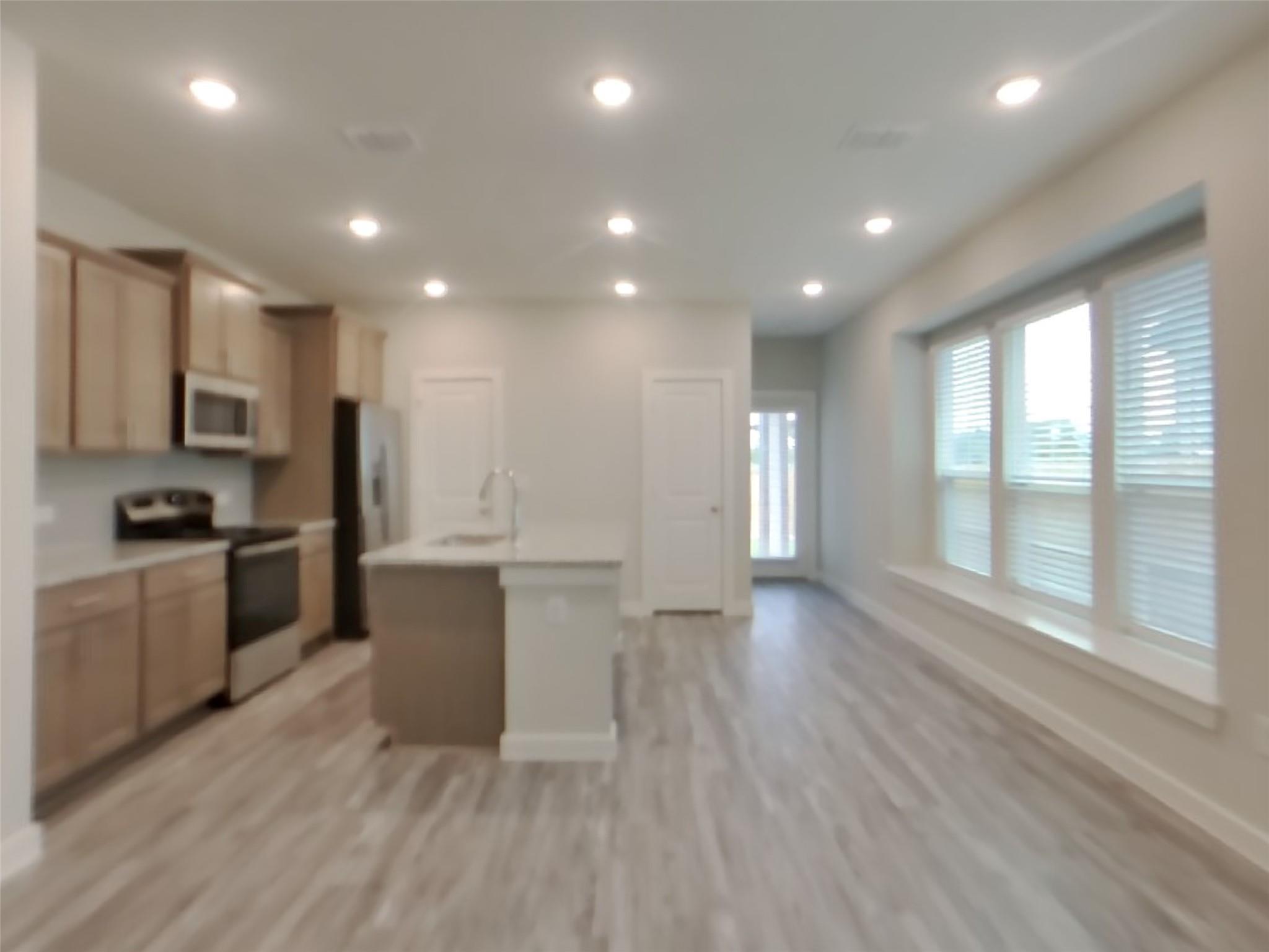 609 Foxtail Agave ST