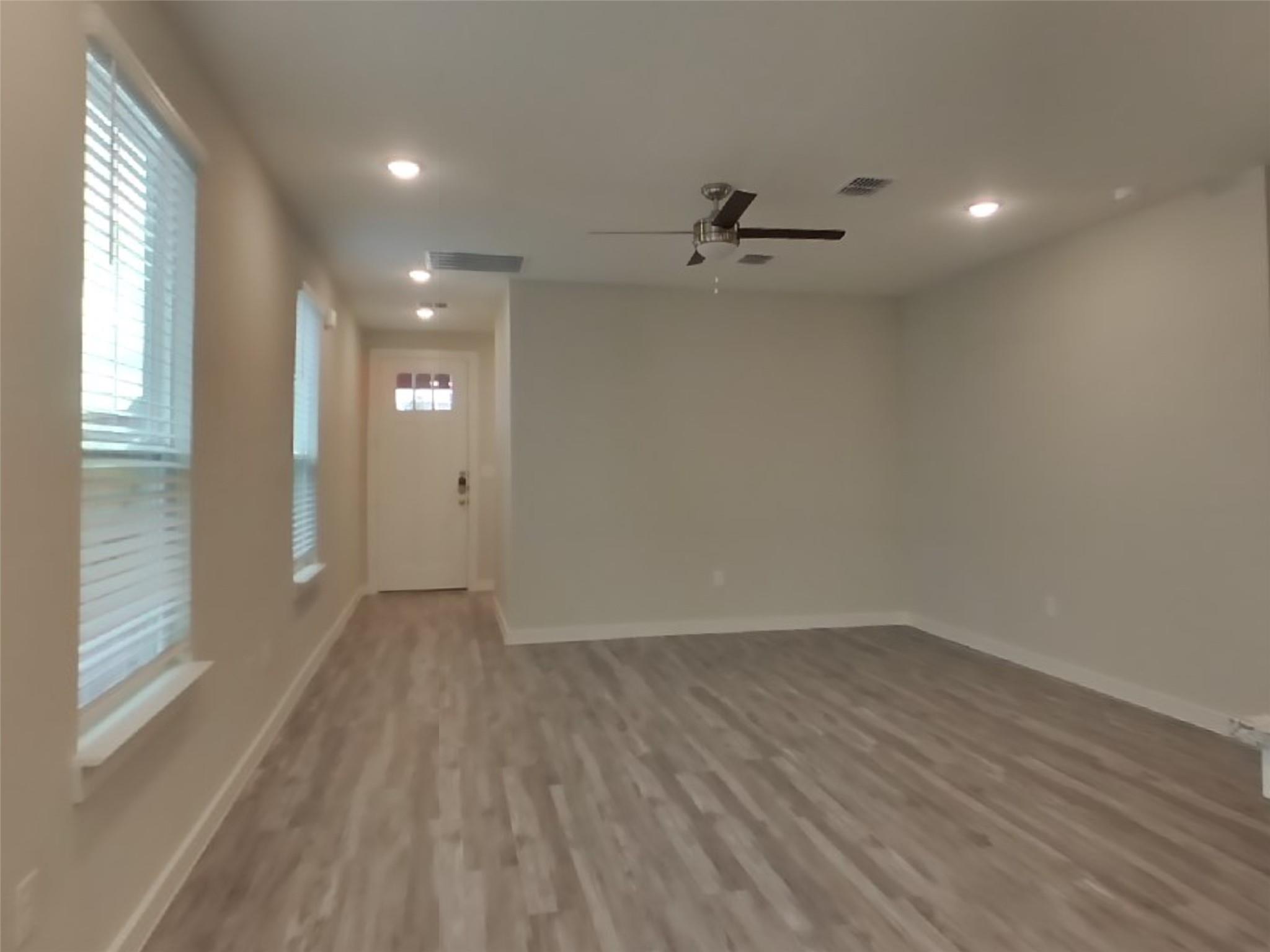 609 Foxtail Agave ST